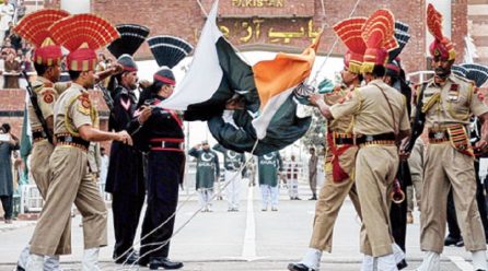 “India and Pakistan Exchange Nuclear Details and Civilian Prisoner Lists on New Year’s Day”